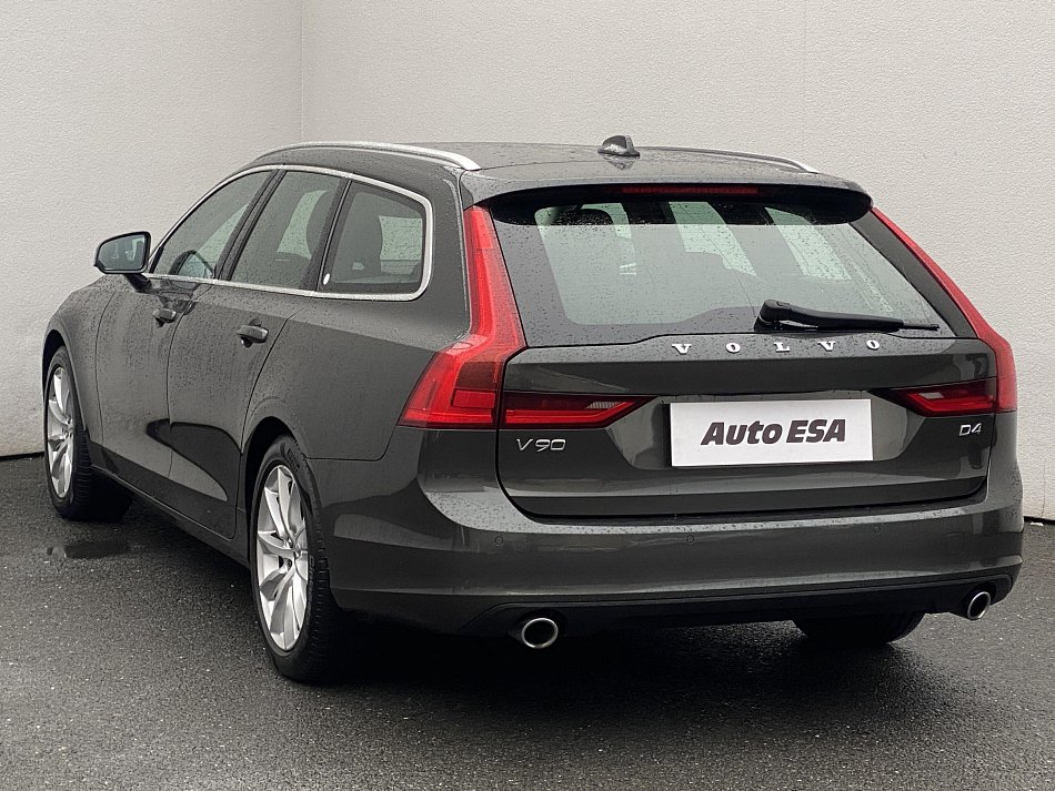 Volvo V90 2.0 D4 Momentum