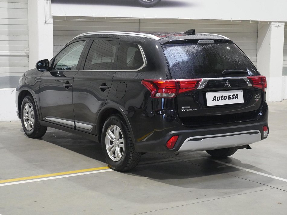 Mitsubishi Outlander 2.0i Intense