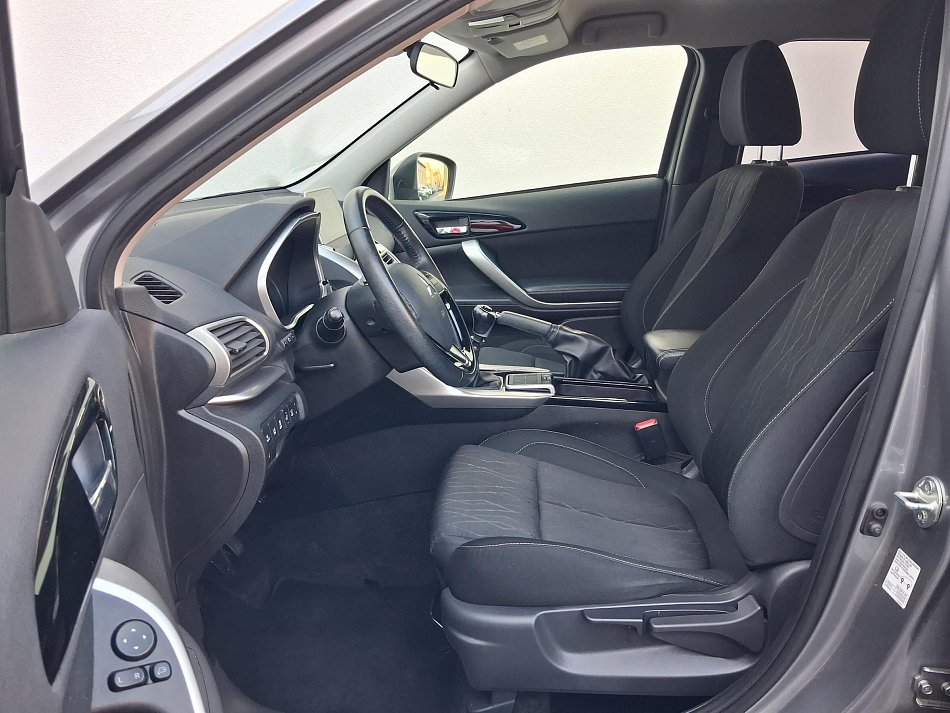 Mitsubishi Eclipse Cross 1.5 T-MiVEC Edition 2WD