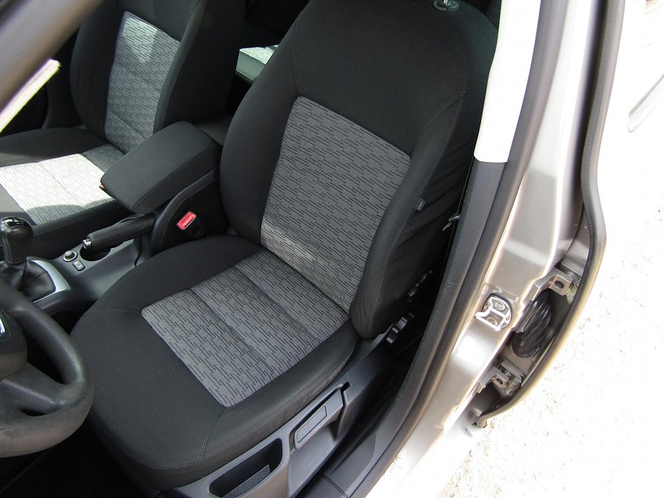 Škoda Octavia II 1.6 TDi Ambiente