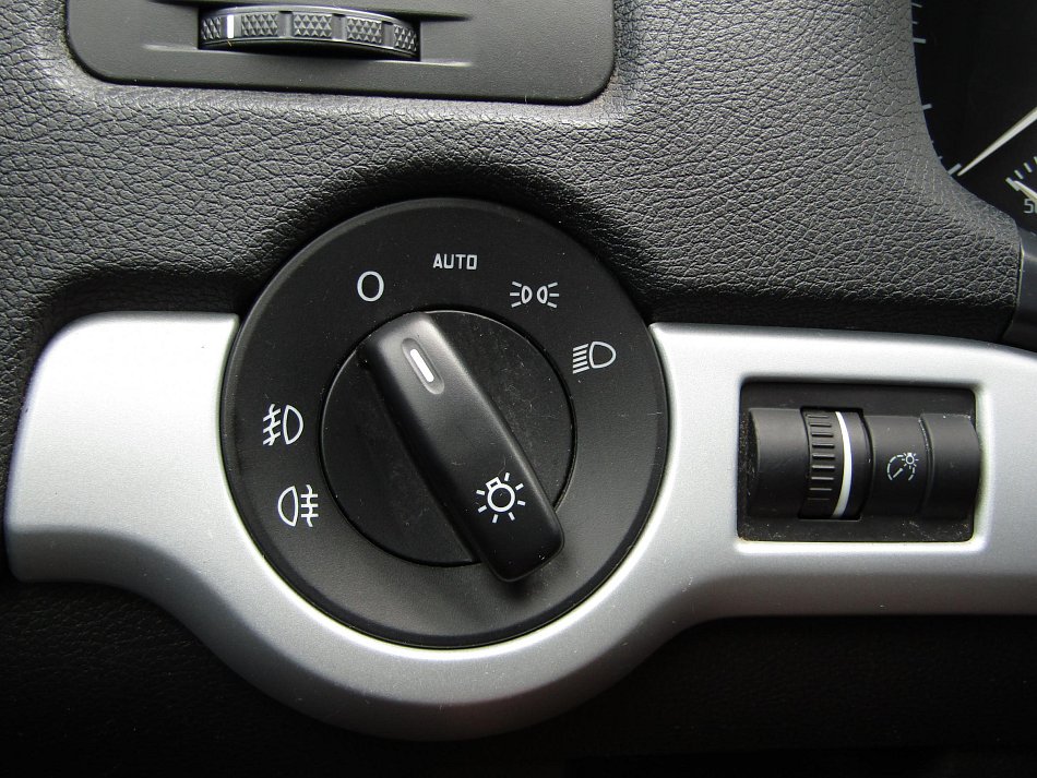 Škoda Octavia II 1.6 TDi Ambiente