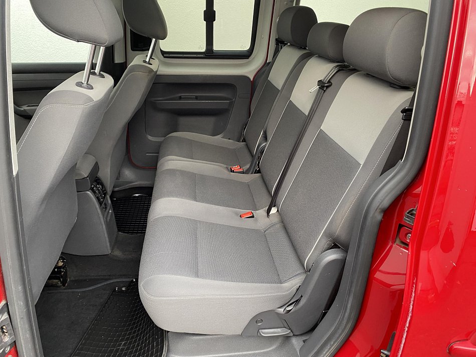 Volkswagen Caddy 1.6TDi  MAXi 7míst