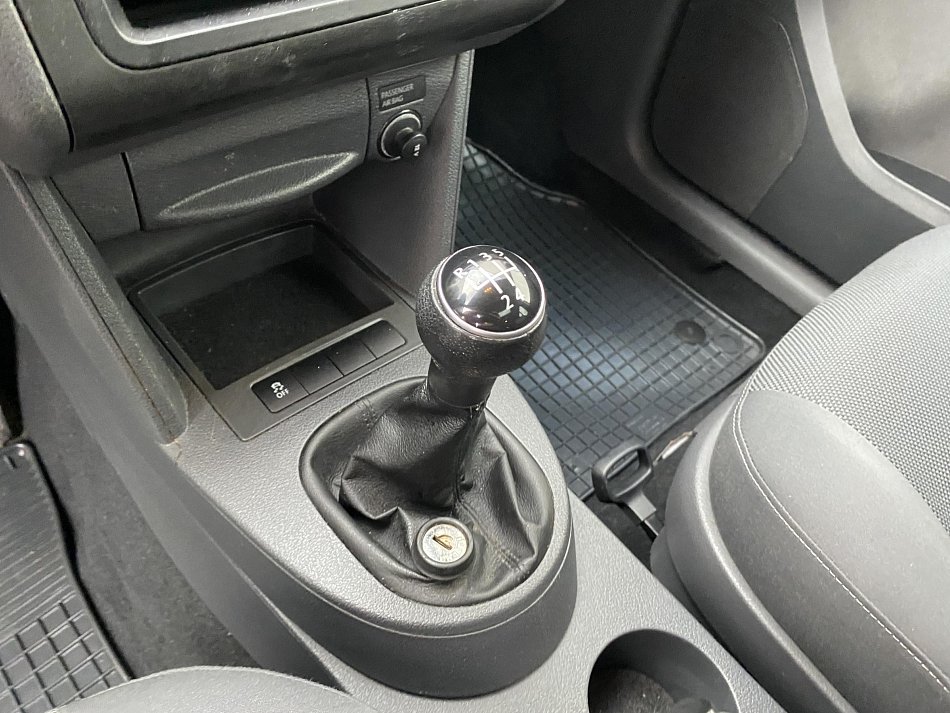 Volkswagen Caddy 1.6TDi  MAXi 7míst