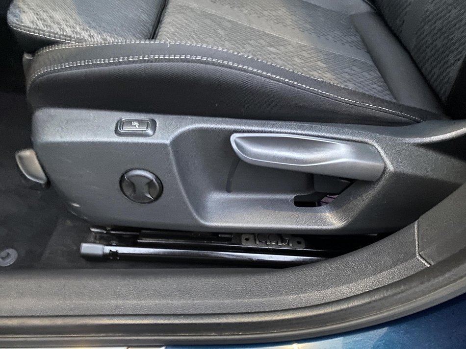 Škoda Octavia IV 1.5 TSi Style