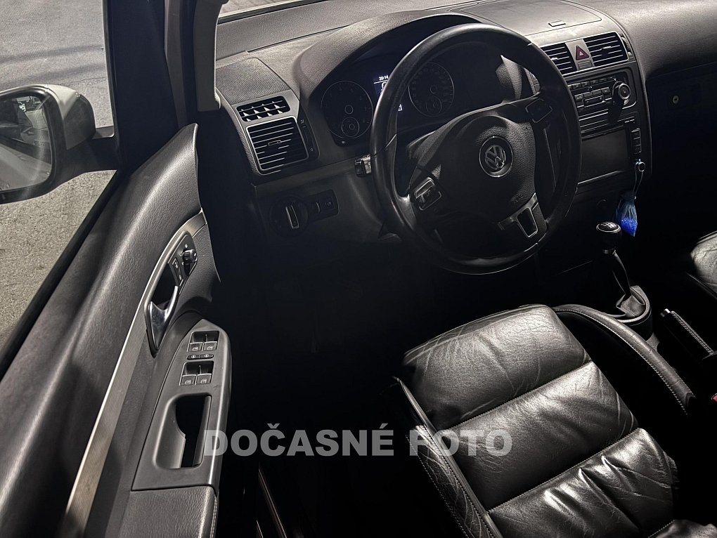 Volkswagen Touran 1.4 TSI 