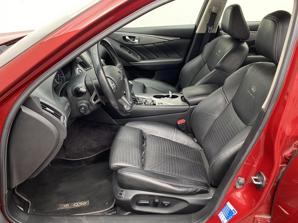 Infiniti Q50 2.0 T 