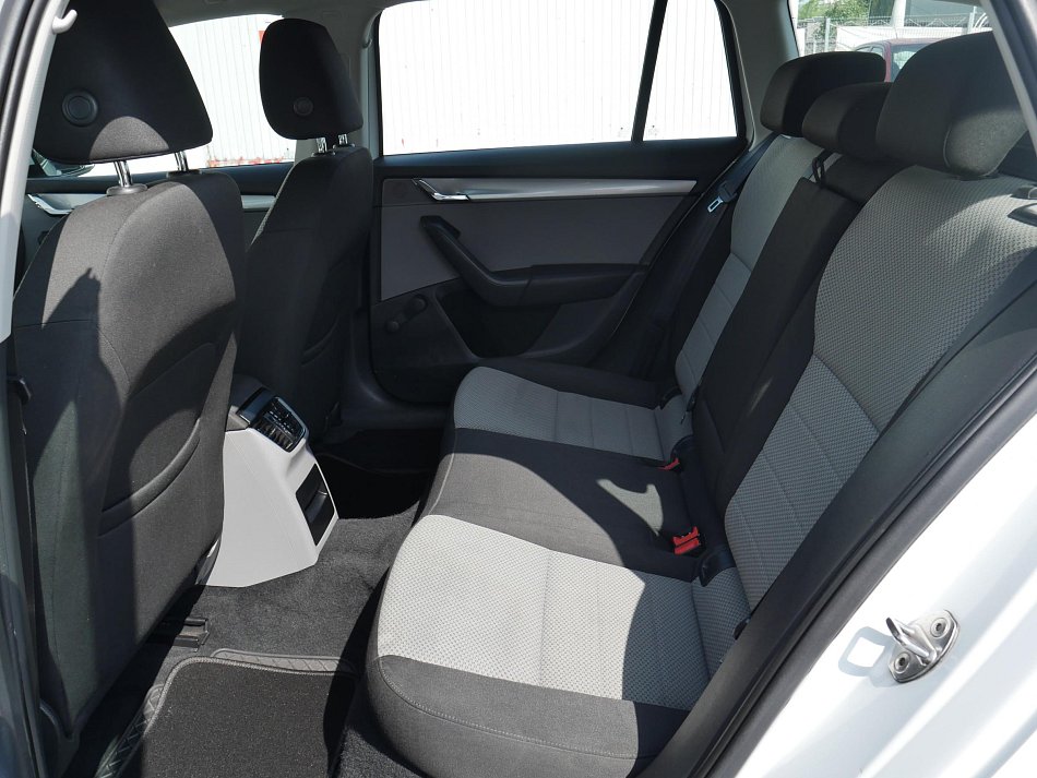 Škoda Octavia III 1.4 TSi Ambition