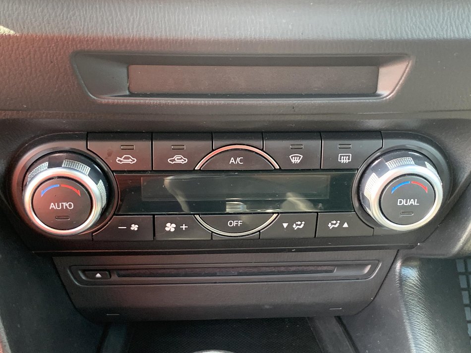 Mazda 3 2.0 i 
