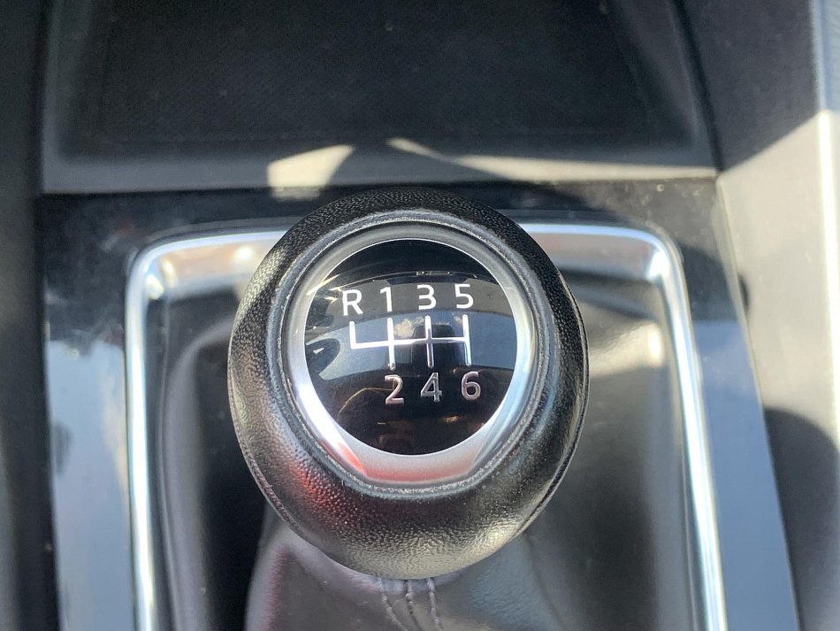 Mazda 3 2.0 i 