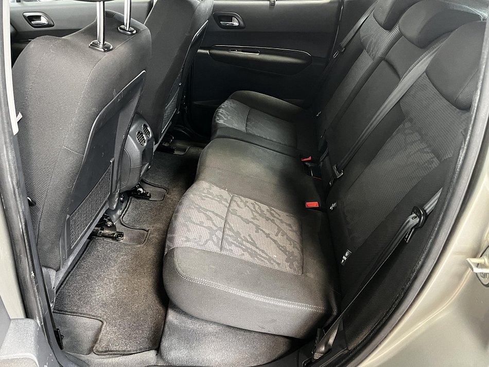 Peugeot 3008 2.0 HDi Premium