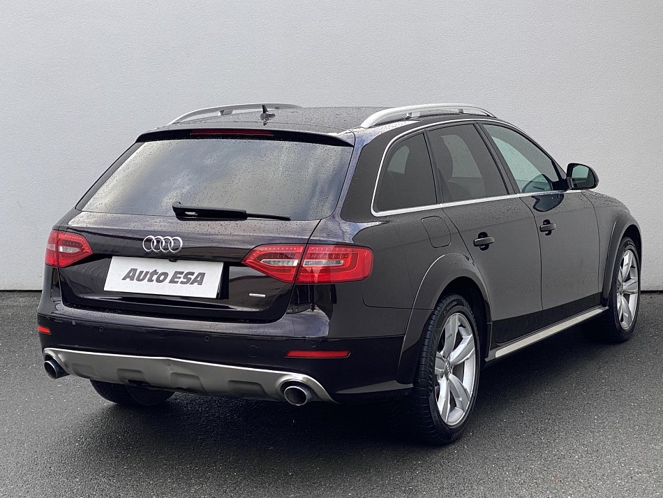 Audi A4 Allroad 3.0TDi  Quattro