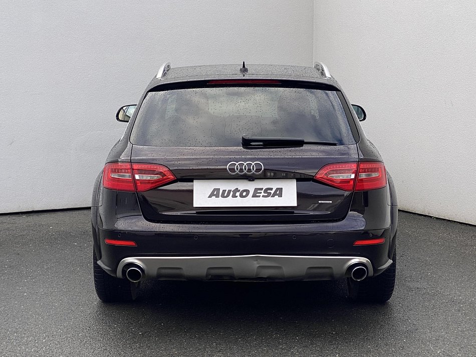 Audi A4 Allroad 3.0TDi  Quattro