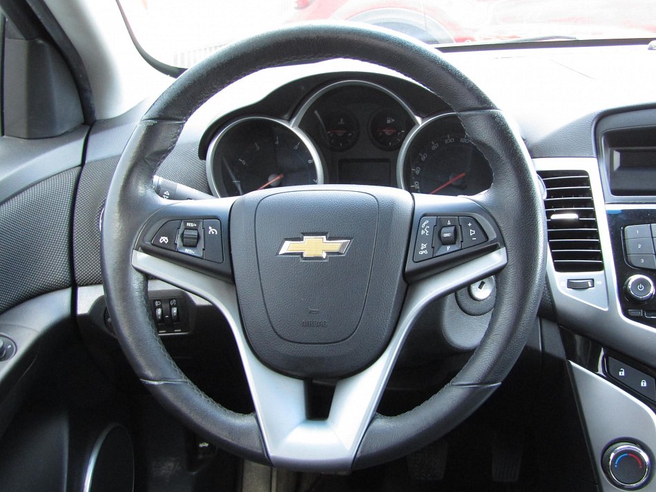 Chevrolet Cruze 1.8i 