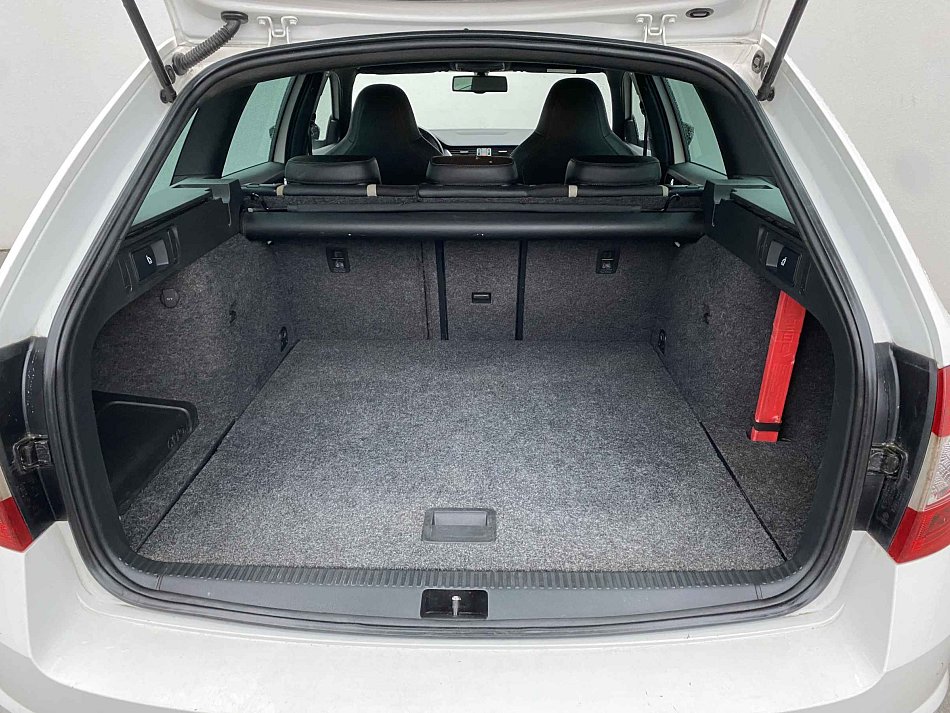 Škoda Octavia III 2.0 TDi RS