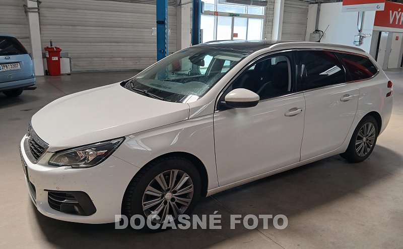 Peugeot 308 1.5 HDi 