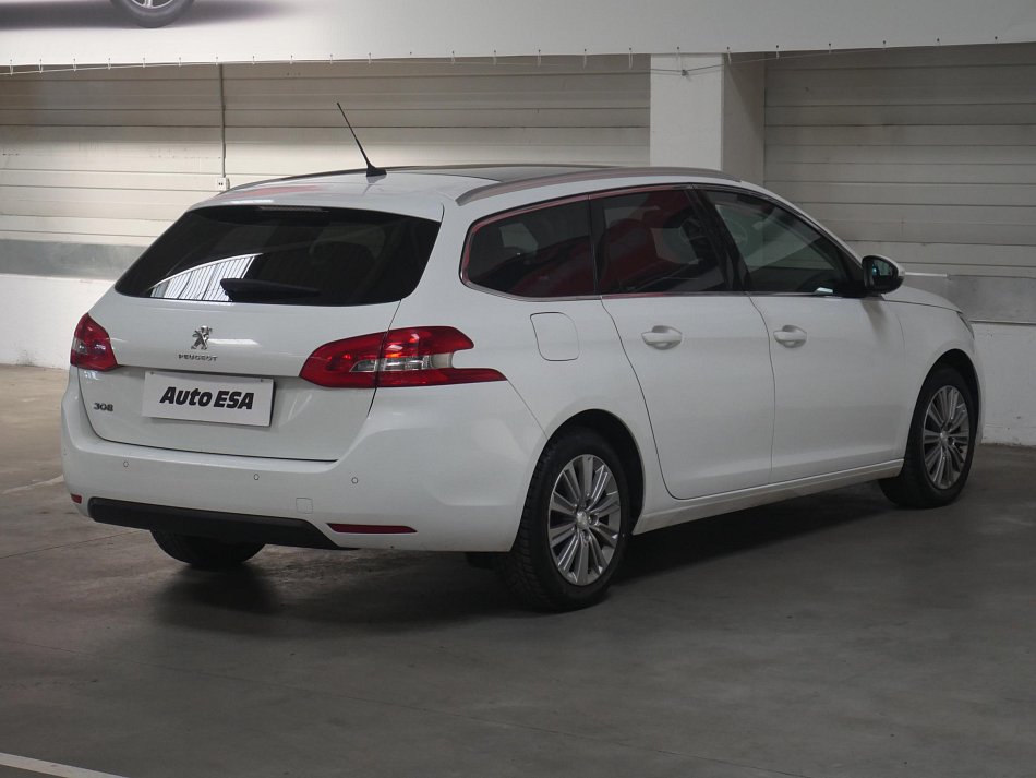 Peugeot 308 1.5 HDi 