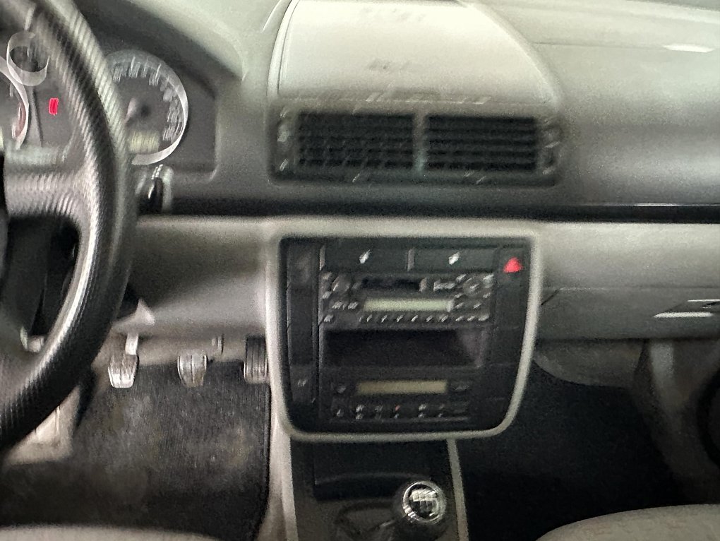 Volkswagen Sharan 2.0i  7míst