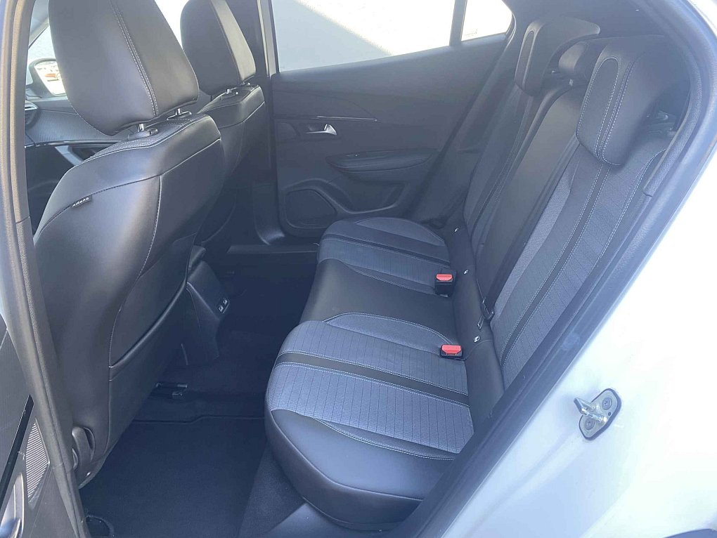 Peugeot 2008 1.2PT Allure