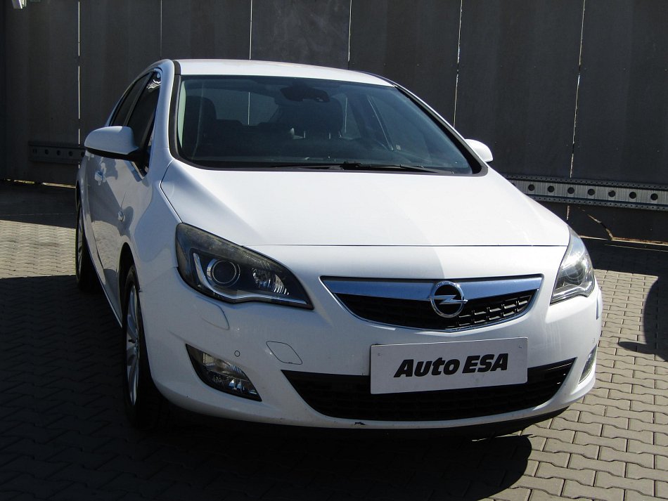 Opel Astra 1.6 T 