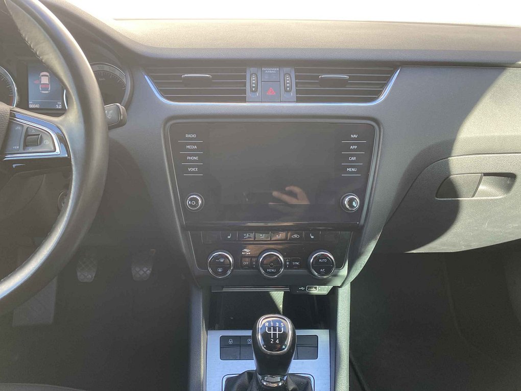 Škoda Octavia III 1.6 TDi Ambition