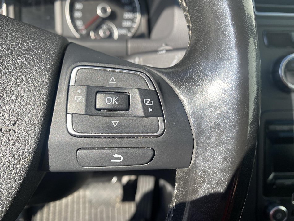 Volkswagen Touran 2.0 TDi CROSS