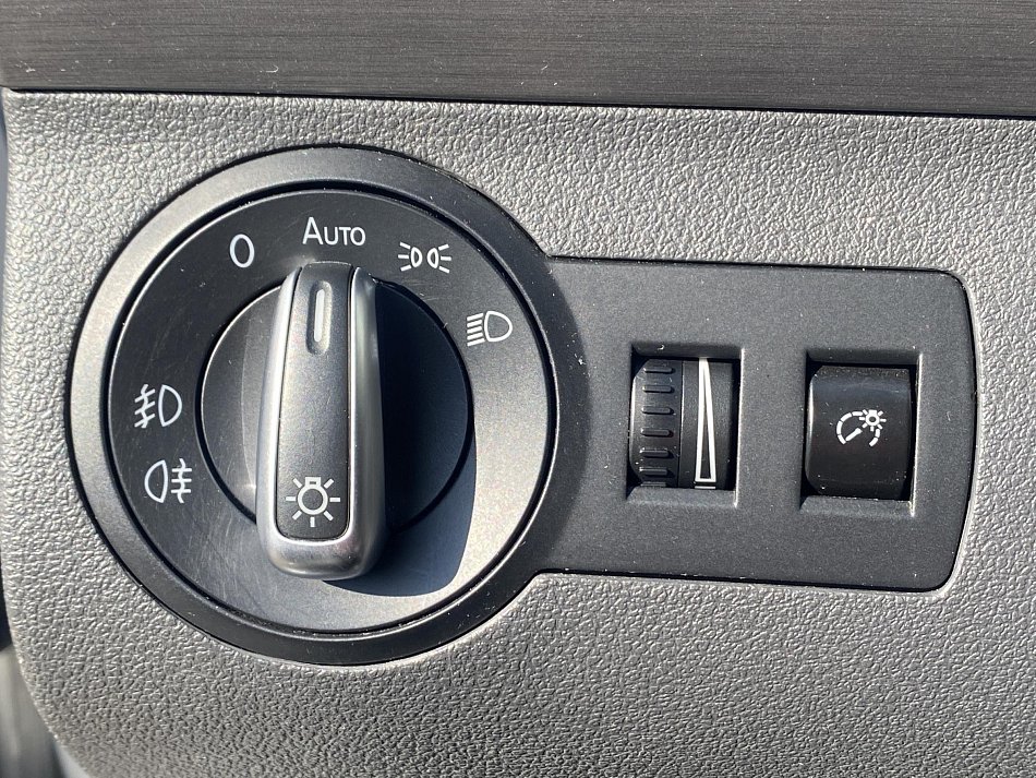 Volkswagen Touran 2.0 TDi CROSS