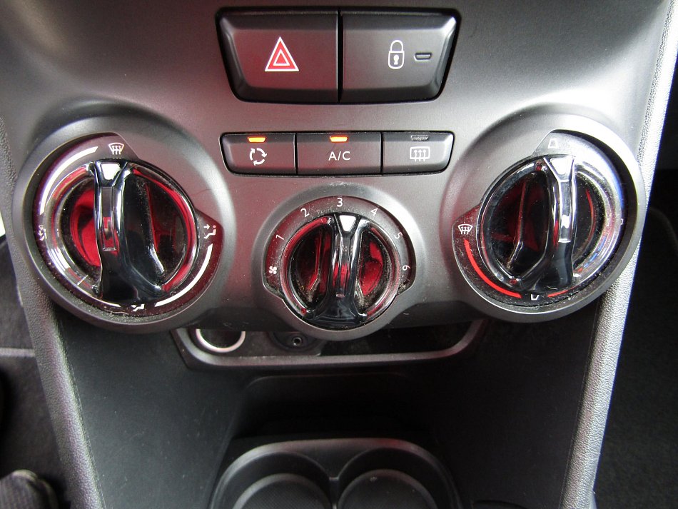 Peugeot 2008 1.2 PT 