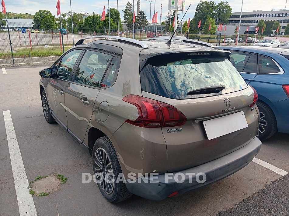 Peugeot 2008 1.2 PT 