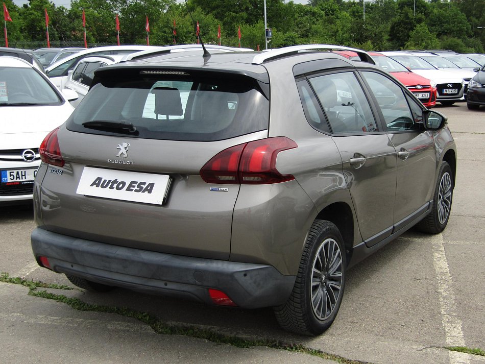 Peugeot 2008 1.2 PT 