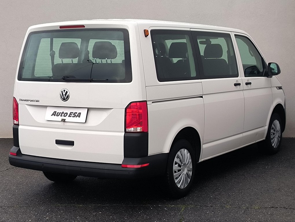 Volkswagen Transporter 2.0TDi  T6.1 9míst