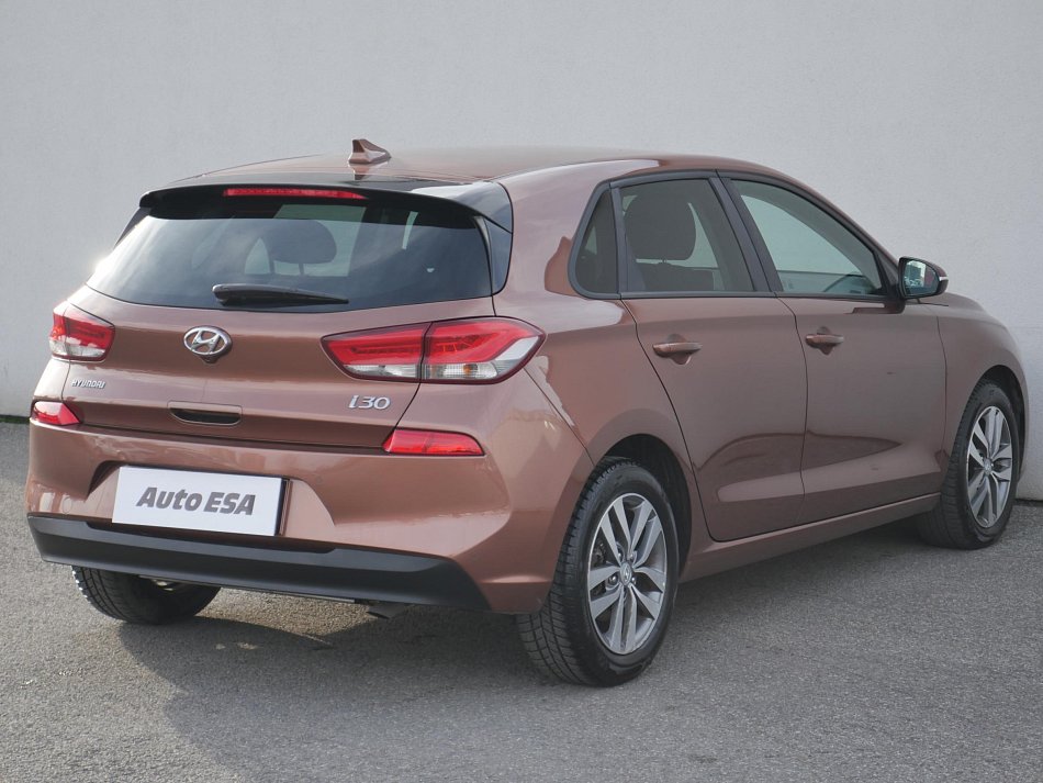 Hyundai I30 1.6 CRDF 