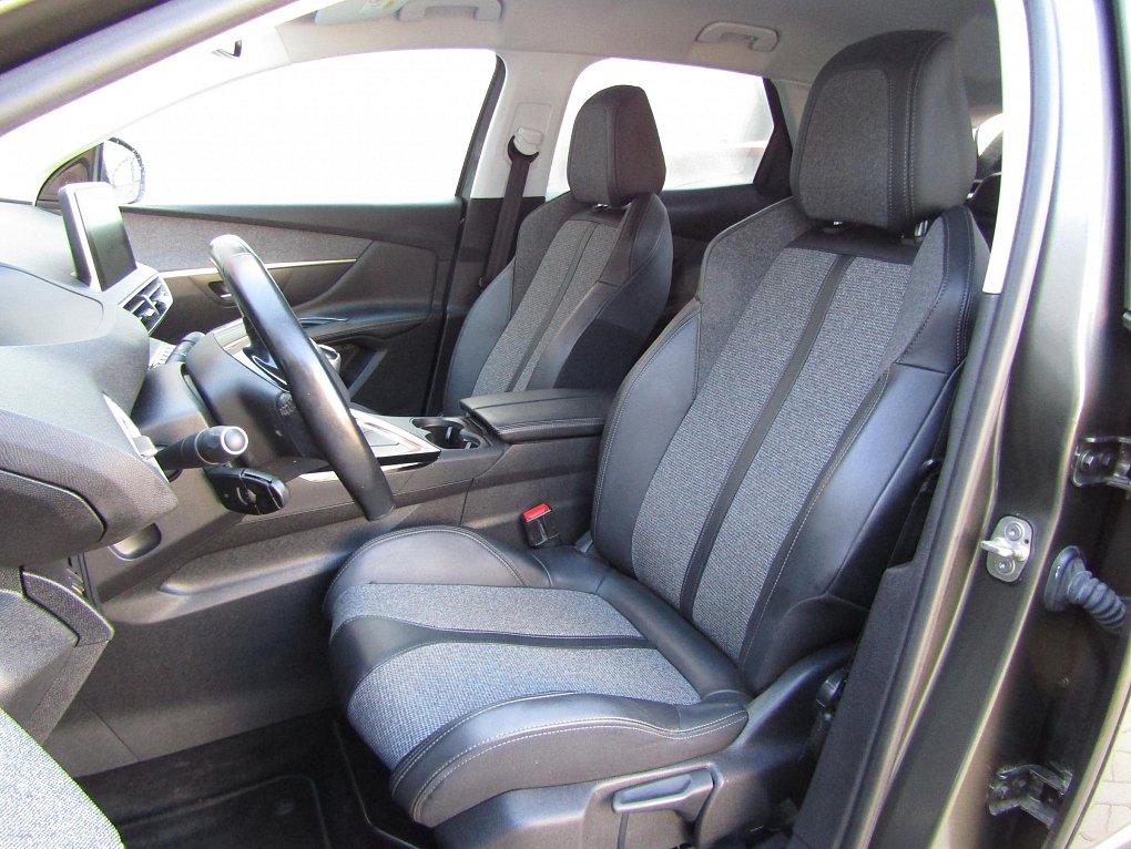 Peugeot 3008 1.5 HDi Allure