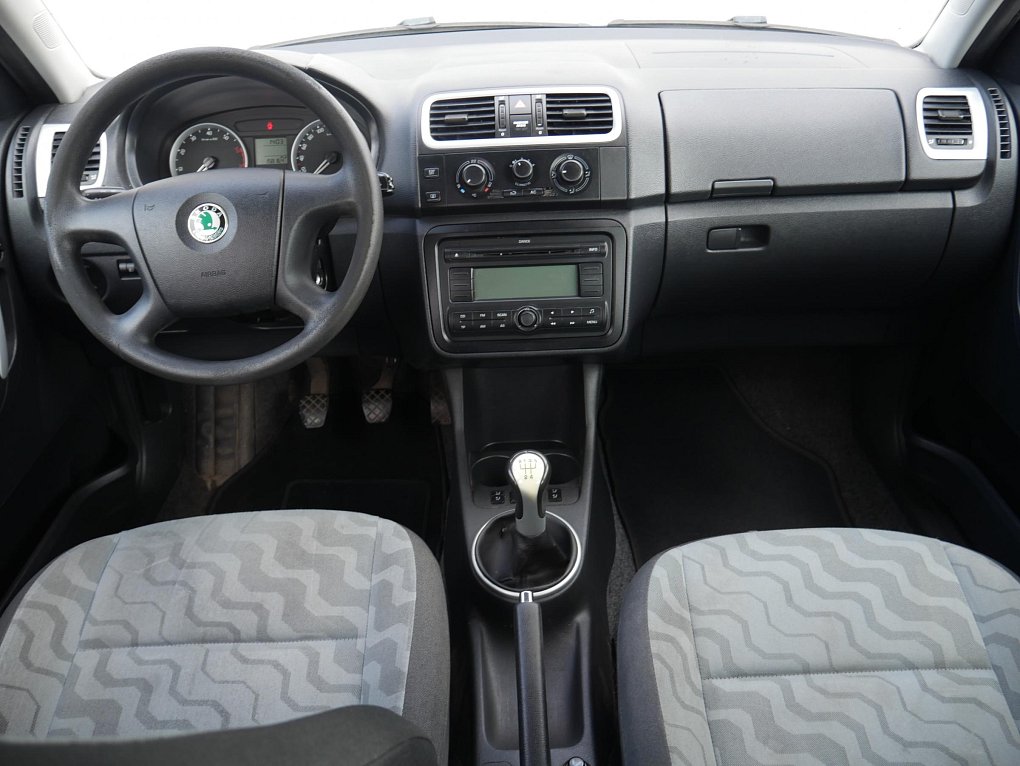 Škoda Fabia II 1.4i 16V Ambiente