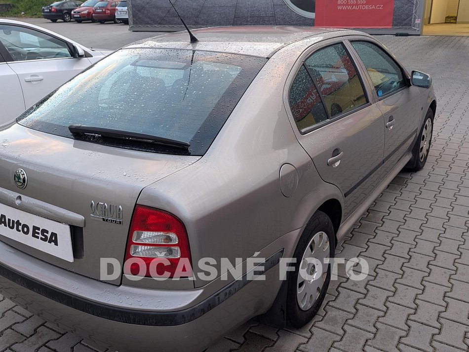 Škoda Octavia 1.6i 