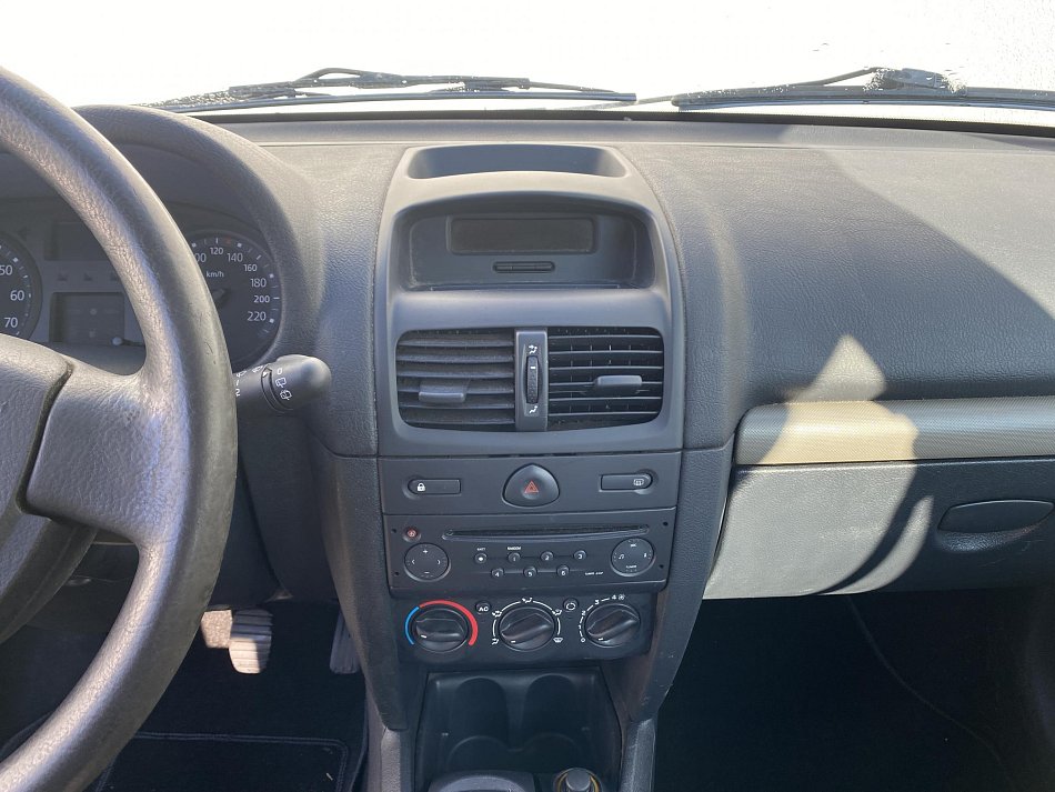 Renault Clio 1.2I 