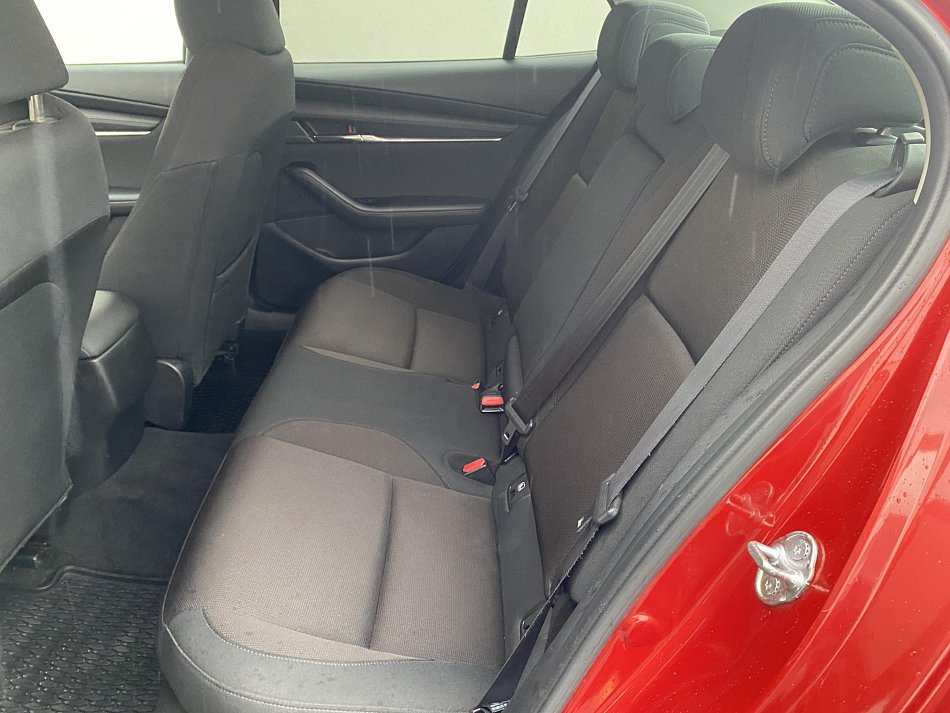 Mazda 3 2.0 i Skyactiv Revolution