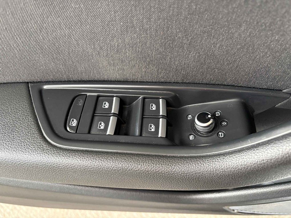 Audi A4 3.0 TDi S-line