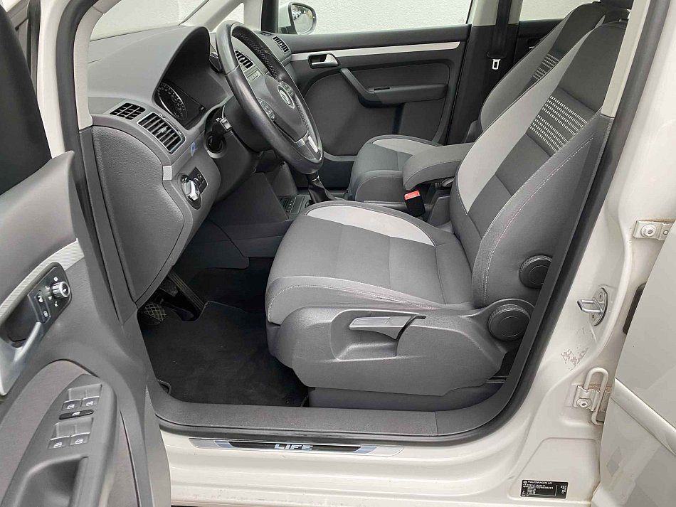 Volkswagen Touran 1.2 TSi Life