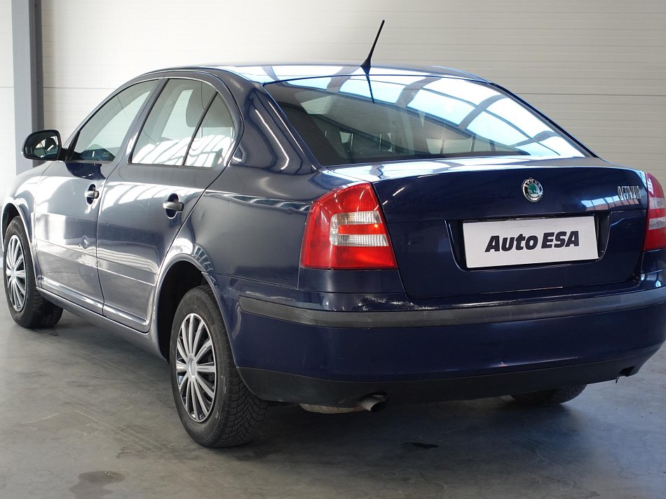 Škoda Octavia II 1.6 i Tour