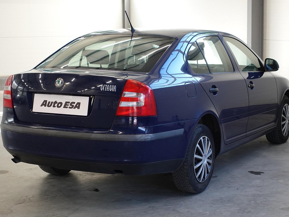 Škoda Octavia II 1.6 i Tour