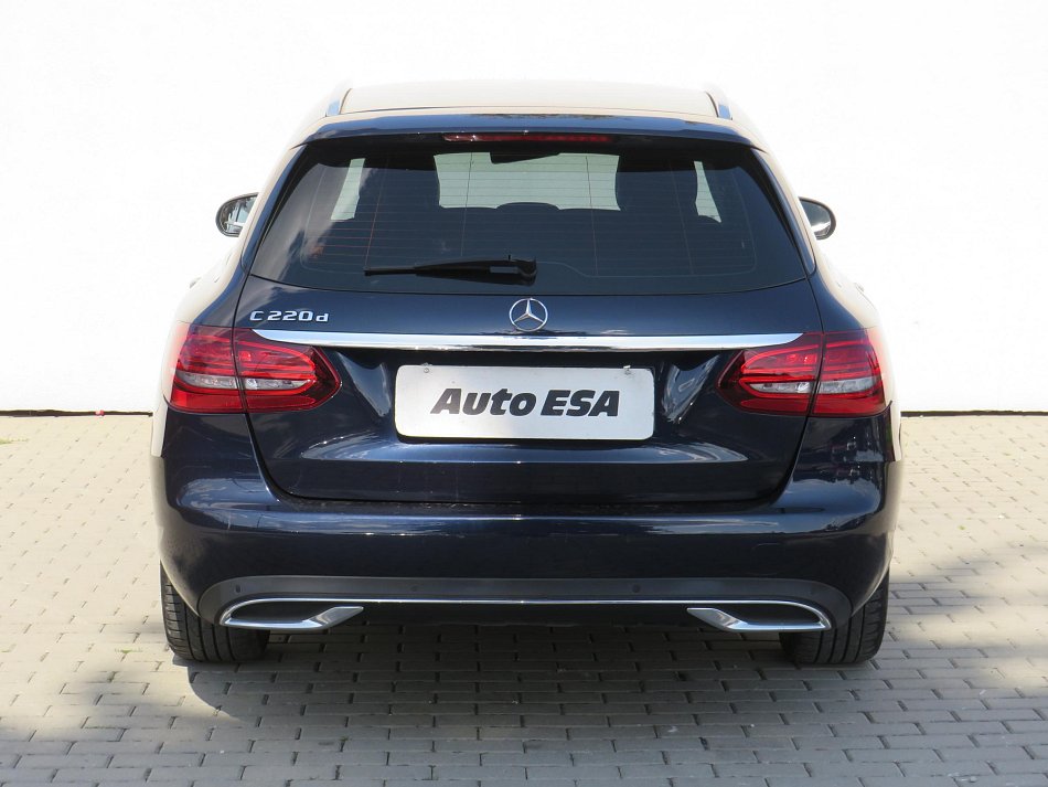 Mercedes-Benz Třída C 2.0CDi 