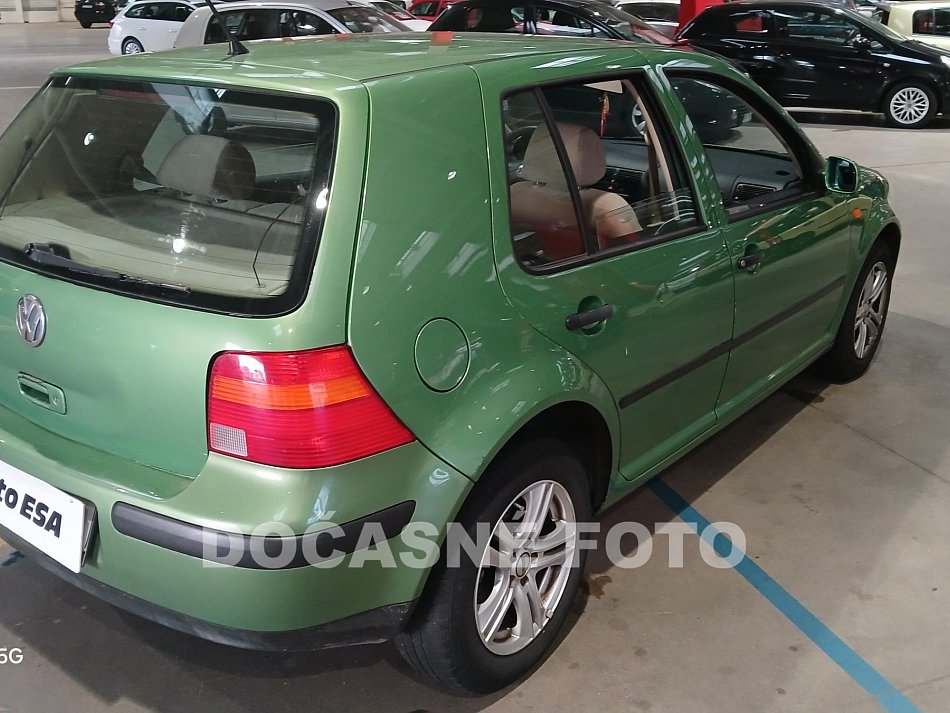 Volkswagen Golf 1.4.i 