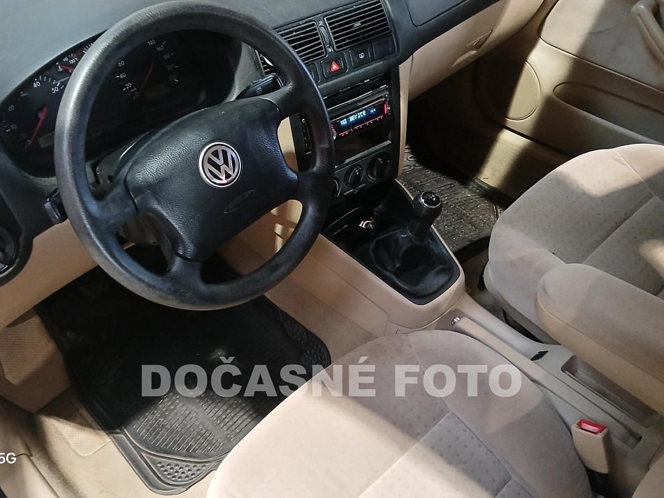 Volkswagen Golf 1.4.i 