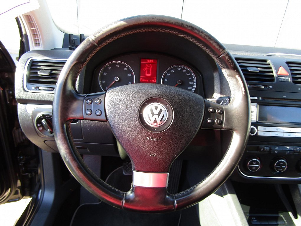 Volkswagen Golf 1.4 16V 