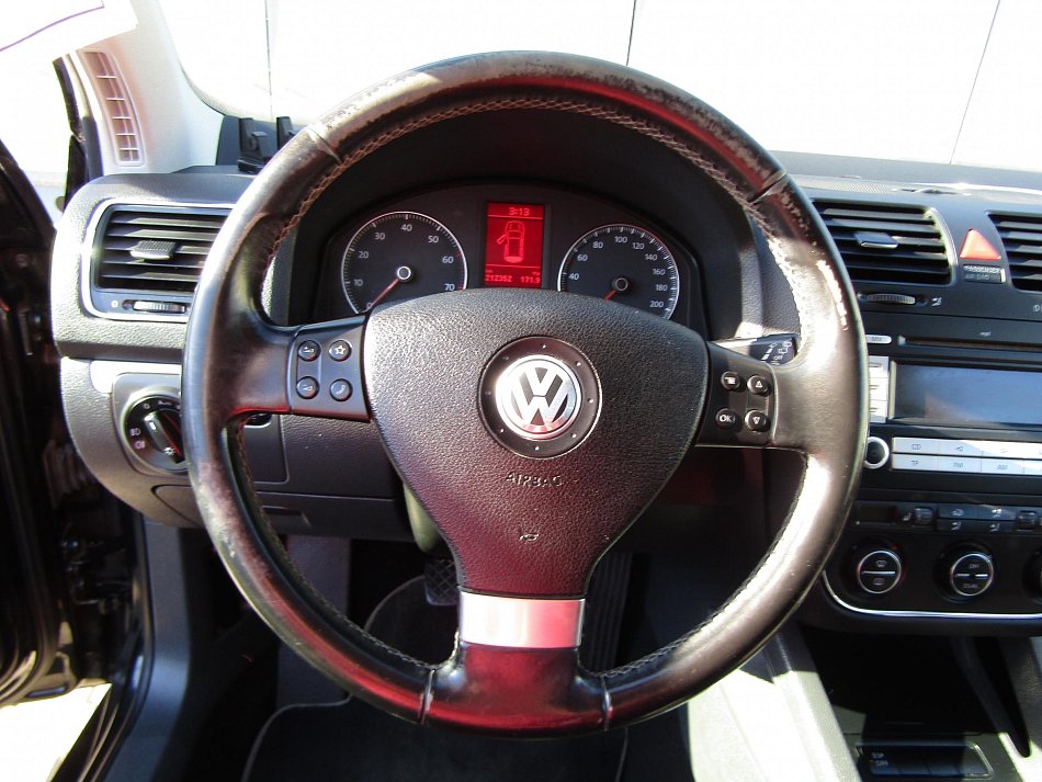 Volkswagen Golf 1.4 16V 
