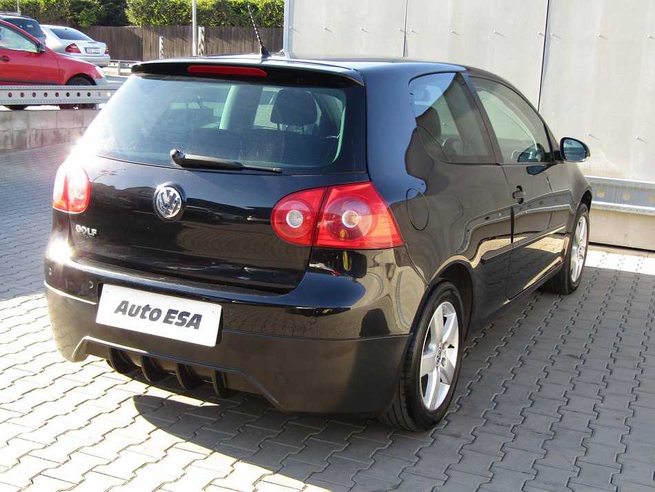 Volkswagen Golf 1.4 16V 