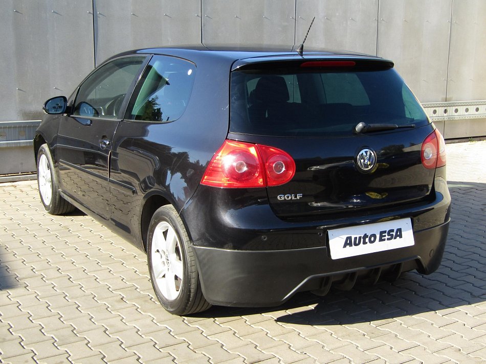 Volkswagen Golf 1.4 16V 