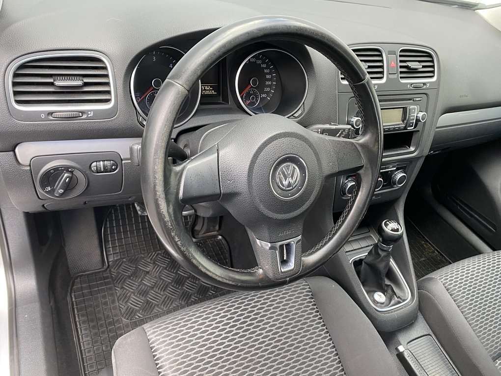 Volkswagen Golf 1.6 TDi Trendline