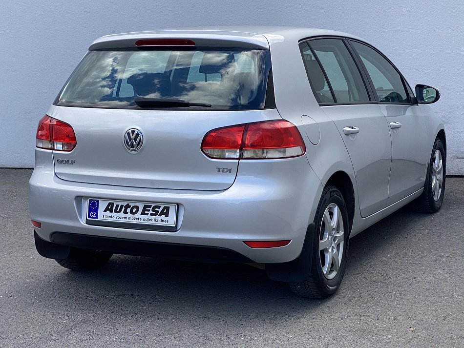 Volkswagen Golf 1.6 TDi Trendline