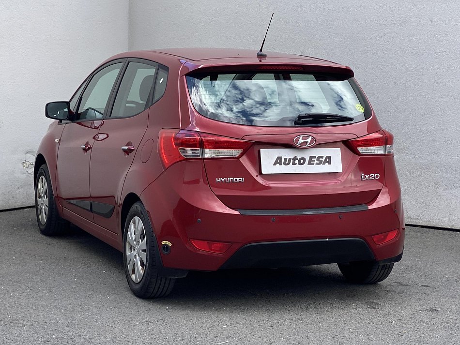 Hyundai Ix20 1.4 i 